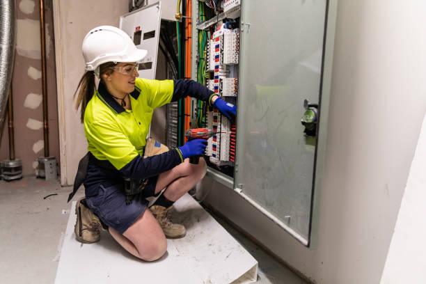 Best Affordable Emergency Electrician  in Kirkland, IL